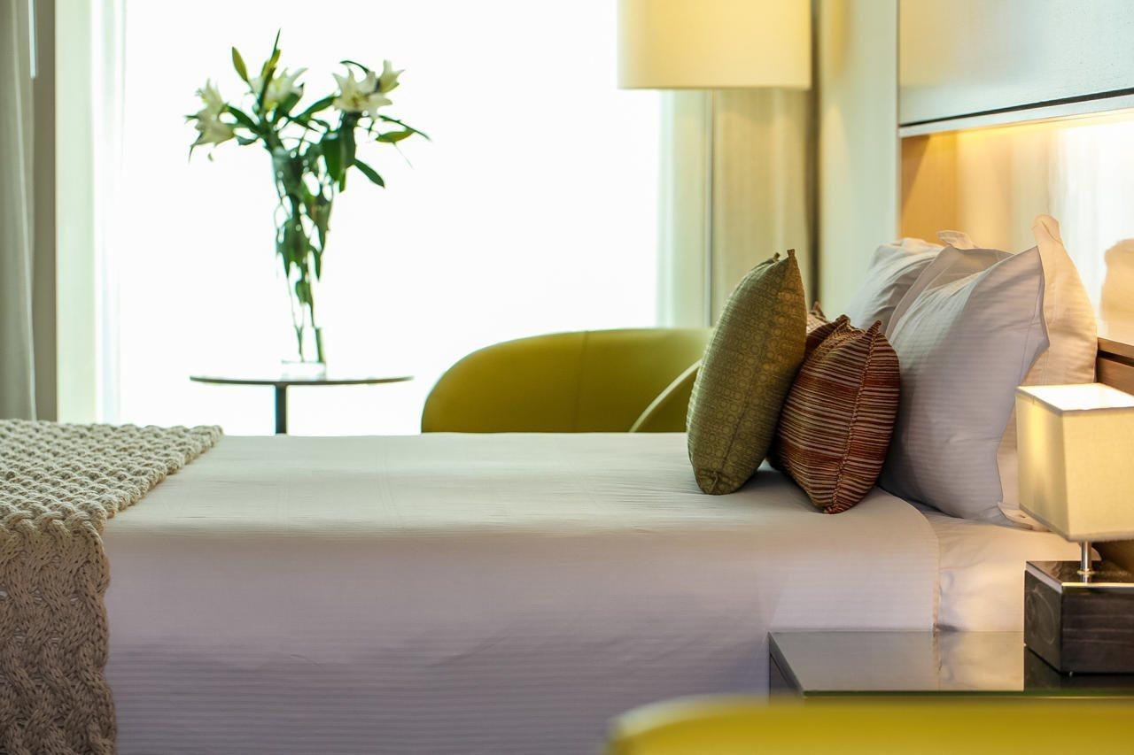 The Point Brisbane Hotel Bagian luar foto A bedroom at the hotel